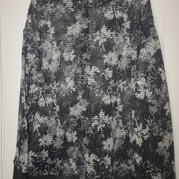 IVY PARK Floral Mesh Bomber Jacket NWOT - Picture 4 of 4